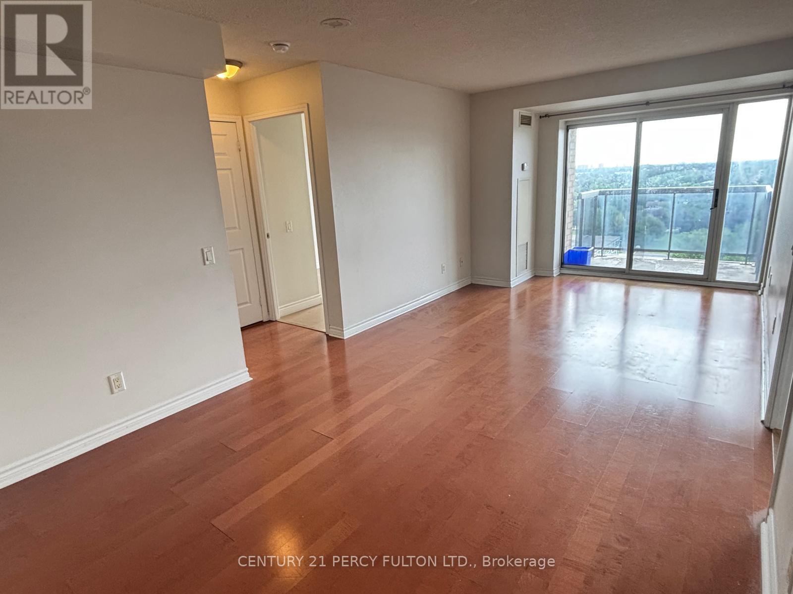 1101 - 8 Mondeo Drive, Toronto, Ontario  M1P 5C7 - Photo 3 - E13667552