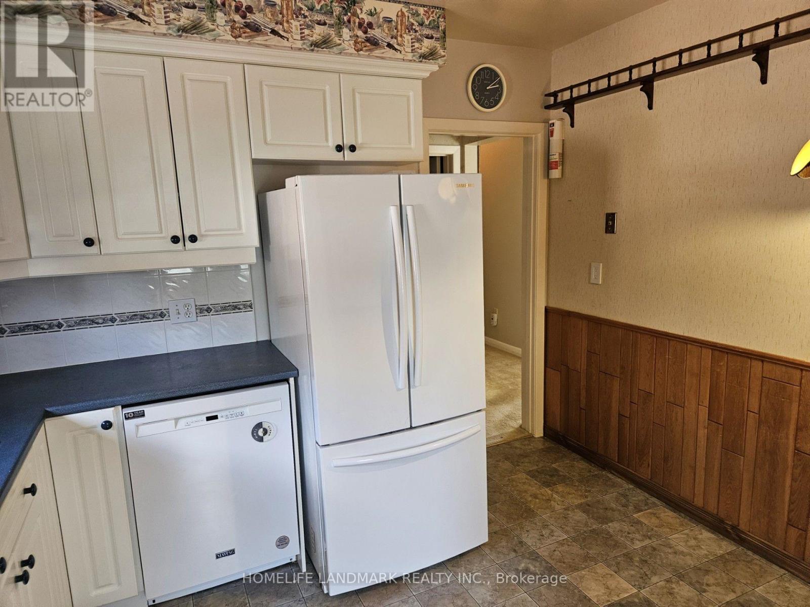 (Main) - 147 Fitzgibbon Avenue, Toronto, Ontario  M1K 4A6 - Photo 12 - E13667570