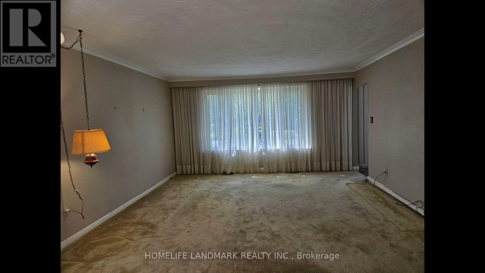 (Main) - 147 Fitzgibbon Avenue, Toronto, Ontario  M1K 4A6 - Photo 3 - E13667570