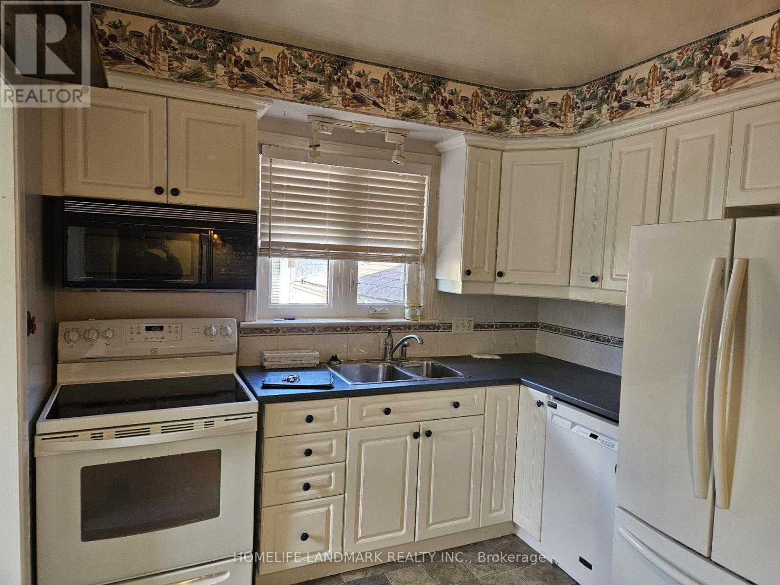 (Main) - 147 Fitzgibbon Avenue, Toronto, Ontario  M1K 4A6 - Photo 9 - E13667570