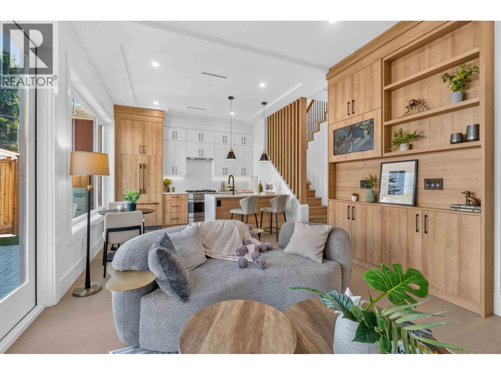 2 3271 E Georgia Street, Vancouver, British Columbia  V5K 2L2 - Photo 13 - R3155089
