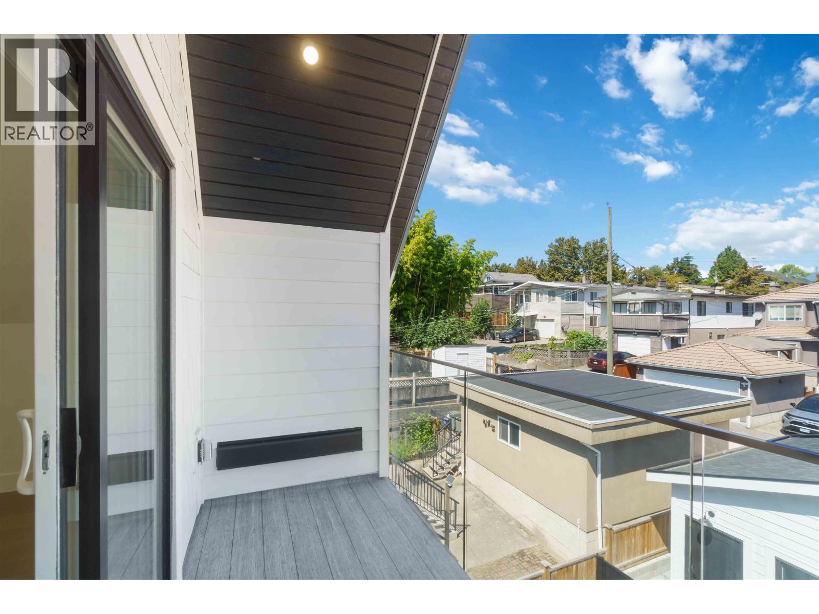 2 3271 E Georgia Street, Vancouver, British Columbia  V5K 2L2 - Photo 27 - R3155089