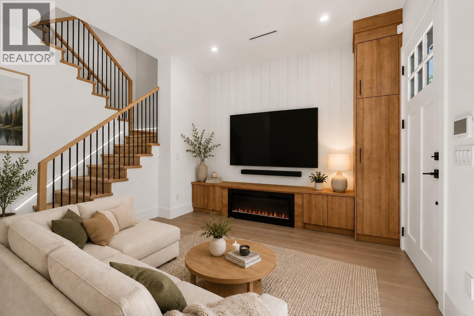 1 3271 E Georgia Street, Vancouver, British Columbia  V5K 2L2 - Photo 8 - R3155096