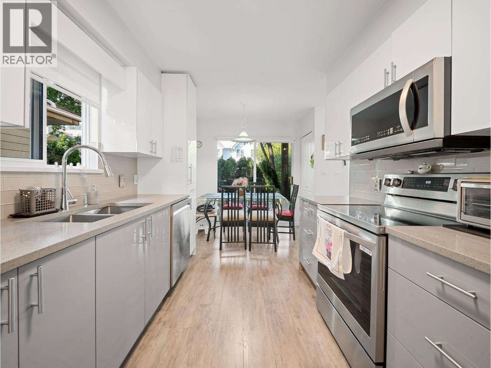 8 815 Tobruck Avenue, North Vancouver, British Columbia  V7P 1V9 - Photo 6 - R3155107