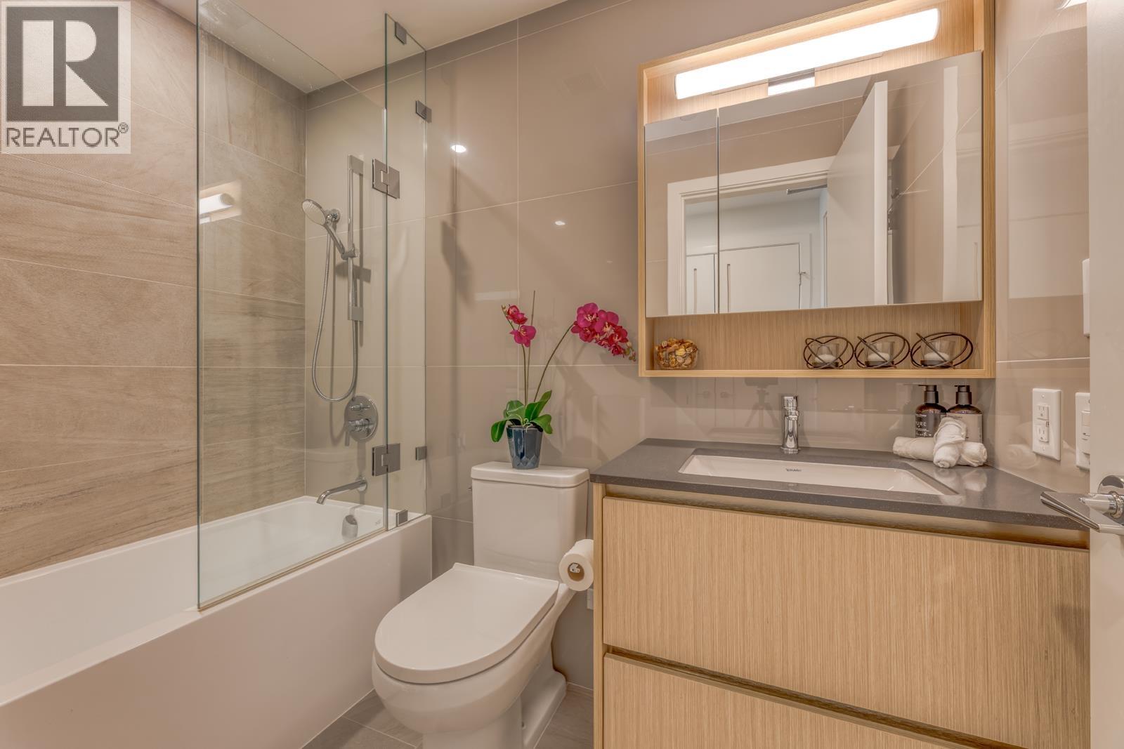 1207 5593 No. 3 Road, Richmond, British Columbia  V6X 0X6 - Photo 12 - R3155112