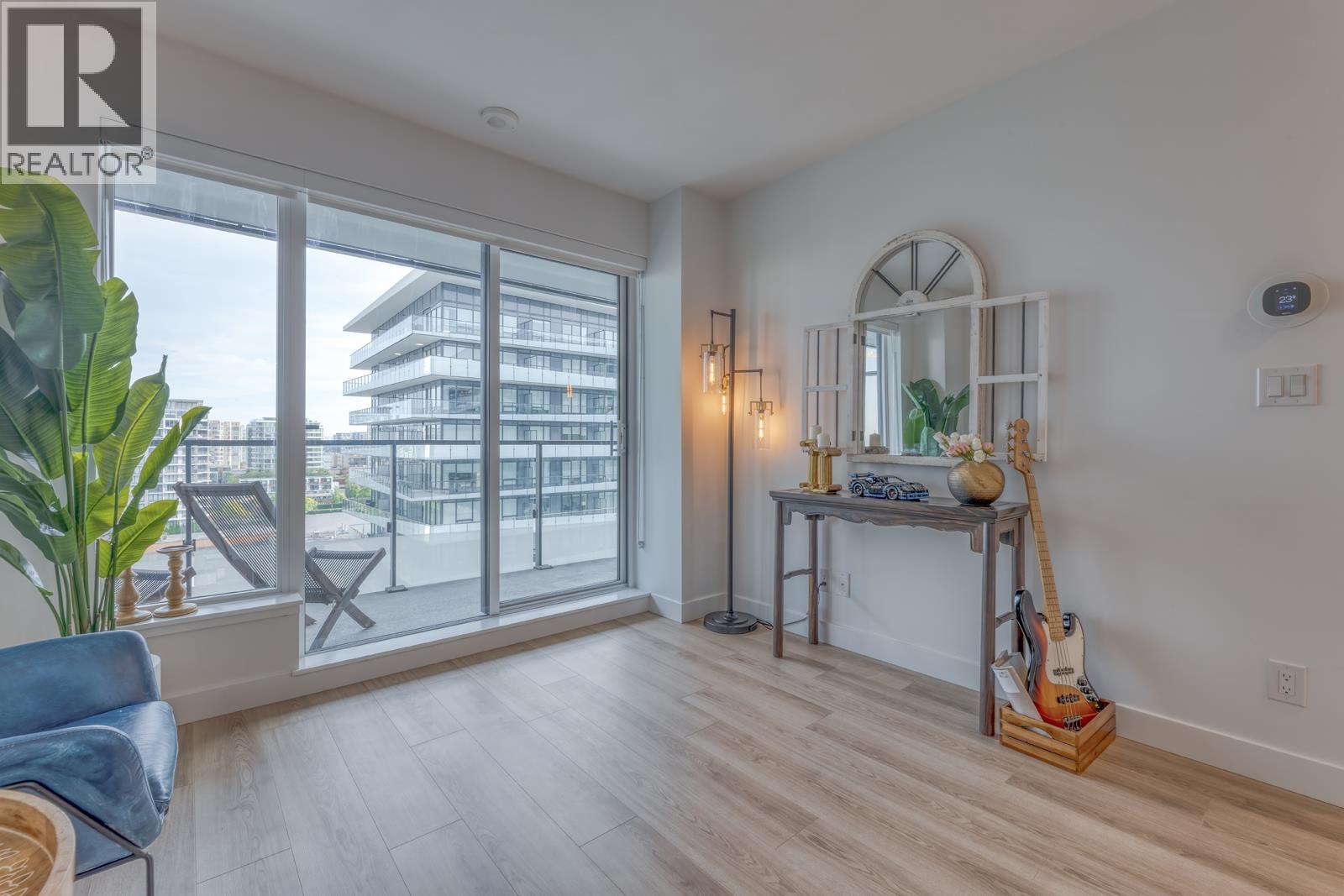 1207 5593 No. 3 Road, Richmond, British Columbia  V6X 0X6 - Photo 8 - R3155112