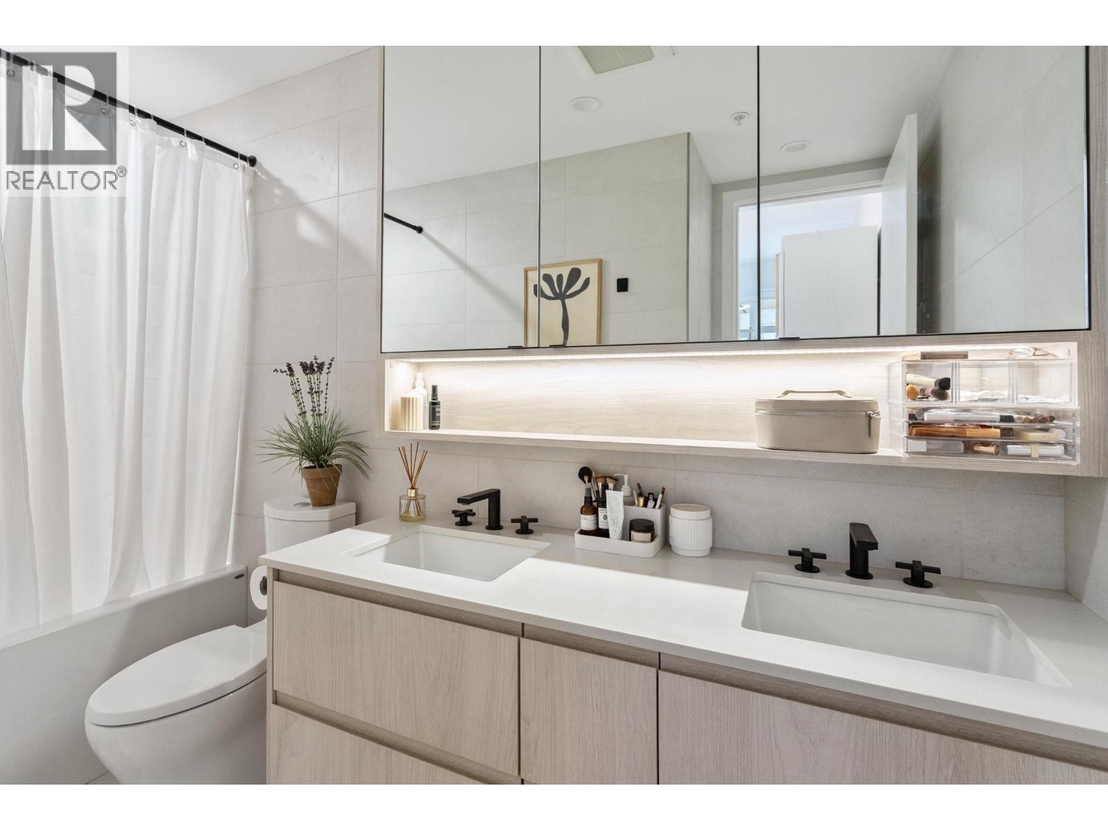 109 300 Salter Street, New Westminster, British Columbia  V3M 0L9 - Photo 15 - R3155119