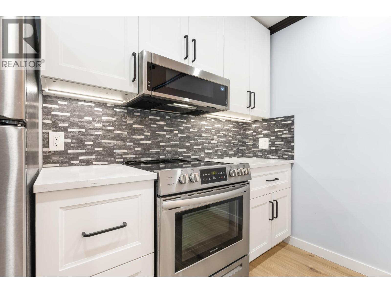 207 11595 Fraser Street, Maple Ridge, British Columbia  V2X 0X7 - Photo 4 - R3155120