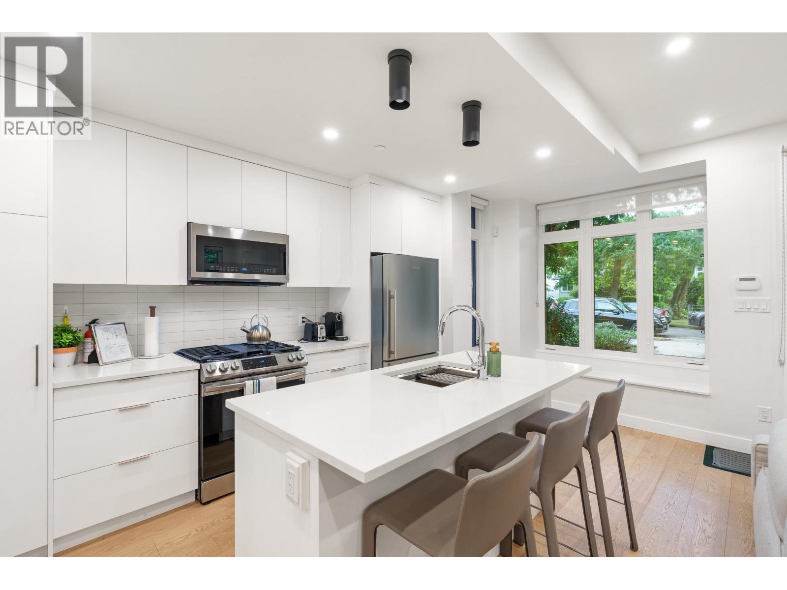 2727 W 14th Avenue, Vancouver, British Columbia  V6K 2X1 - Photo 27 - R3155134