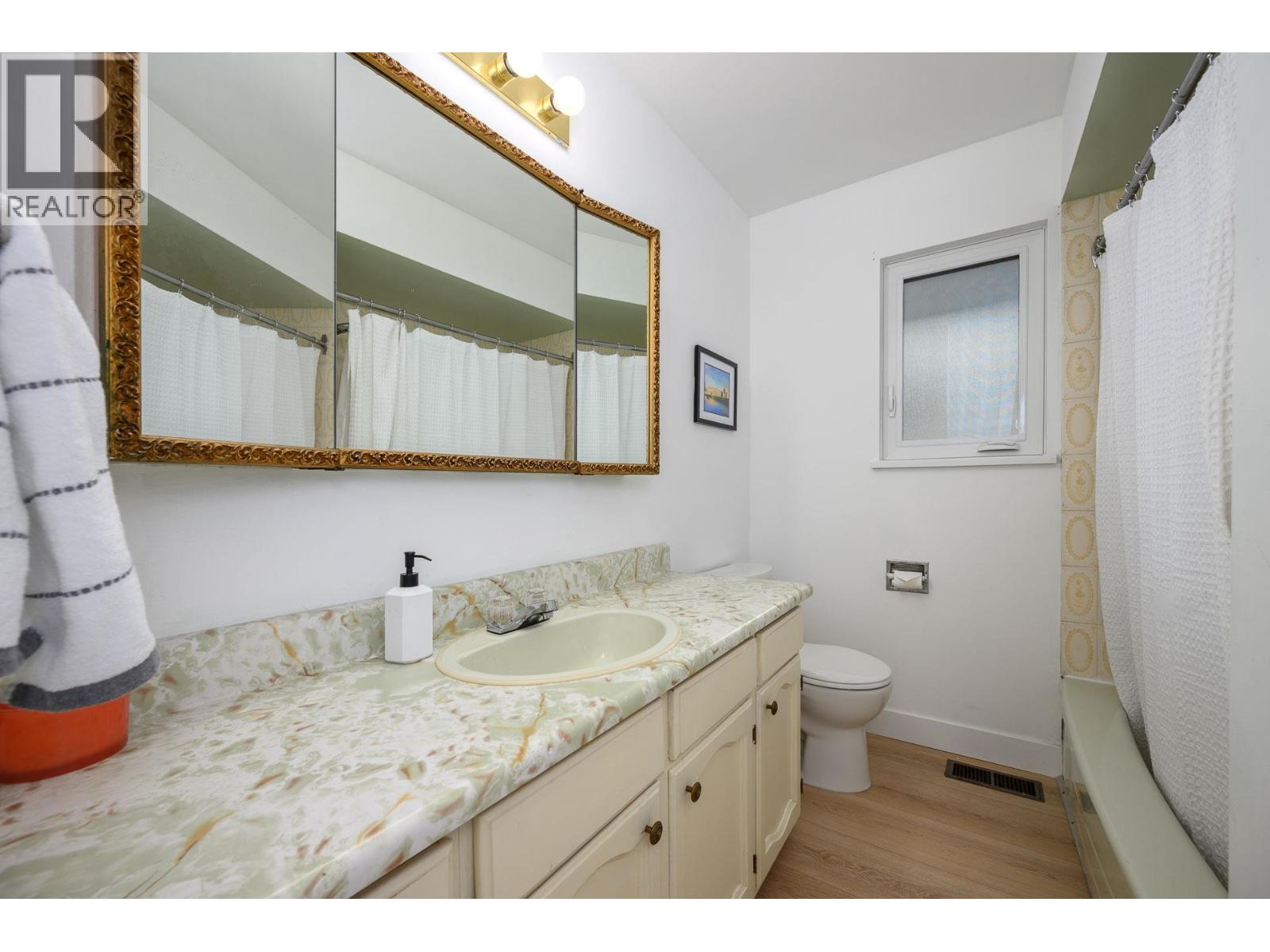 605 Allison Place, New Westminster, British Columbia  V3L 5C1 - Photo 16 - R3155156