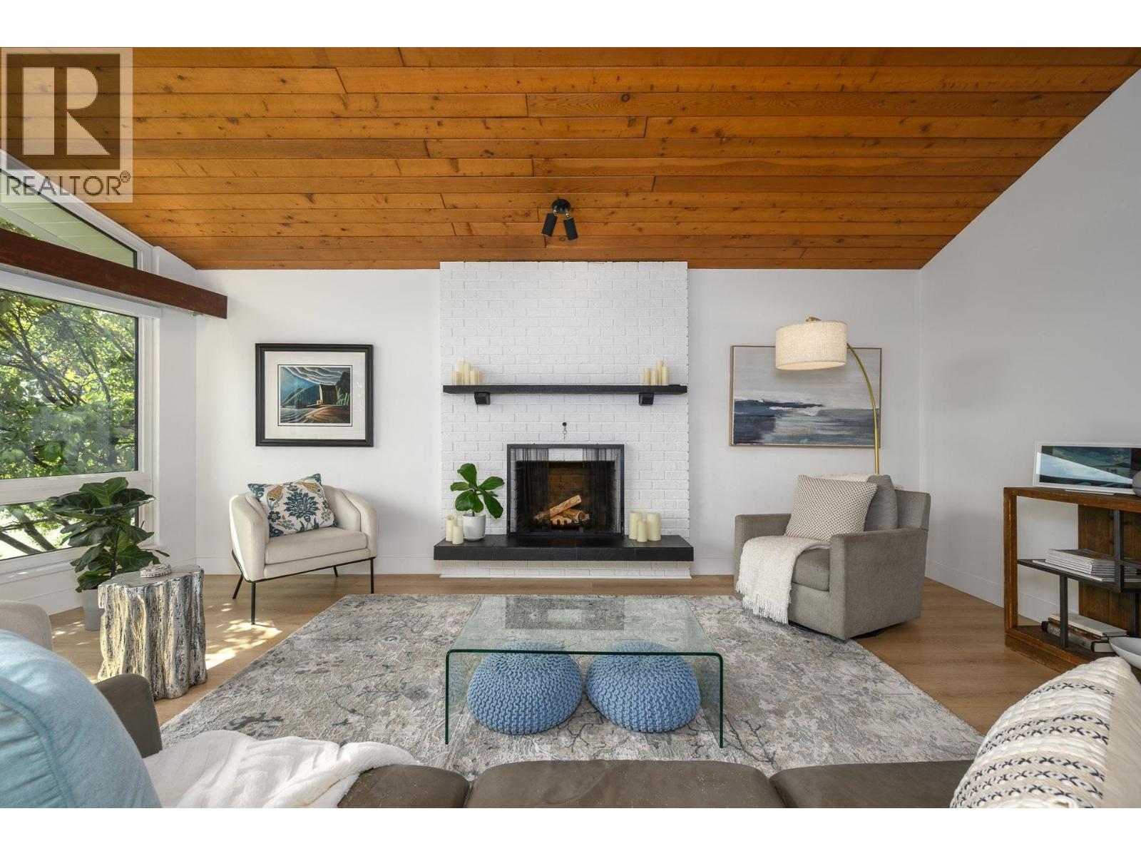 605 Allison Place, New Westminster, British Columbia  V3L 5C1 - Photo 4 - R3155156