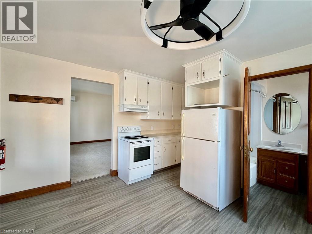 31 Regina Street N Unit# G, Waterloo, Ontario  N2J 2Z9 - Photo 4 - 40855180
