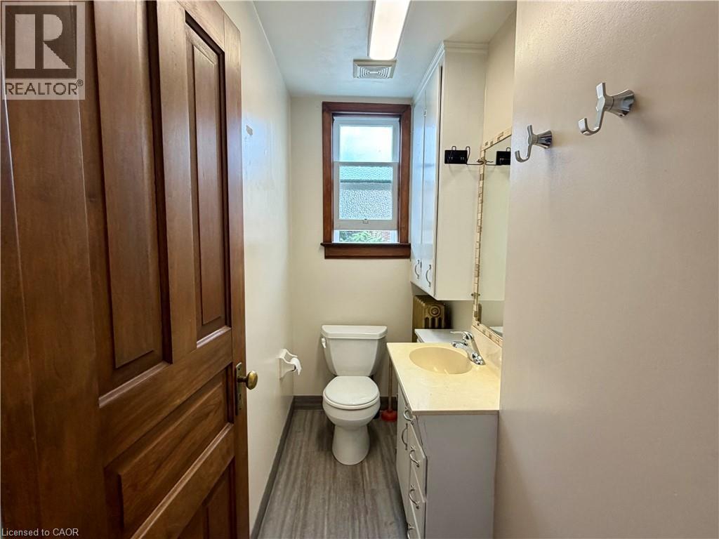 31 N Regina Street Unit# F, Waterloo, Ontario  N2J 2Z9 - Photo 14 - 40855177