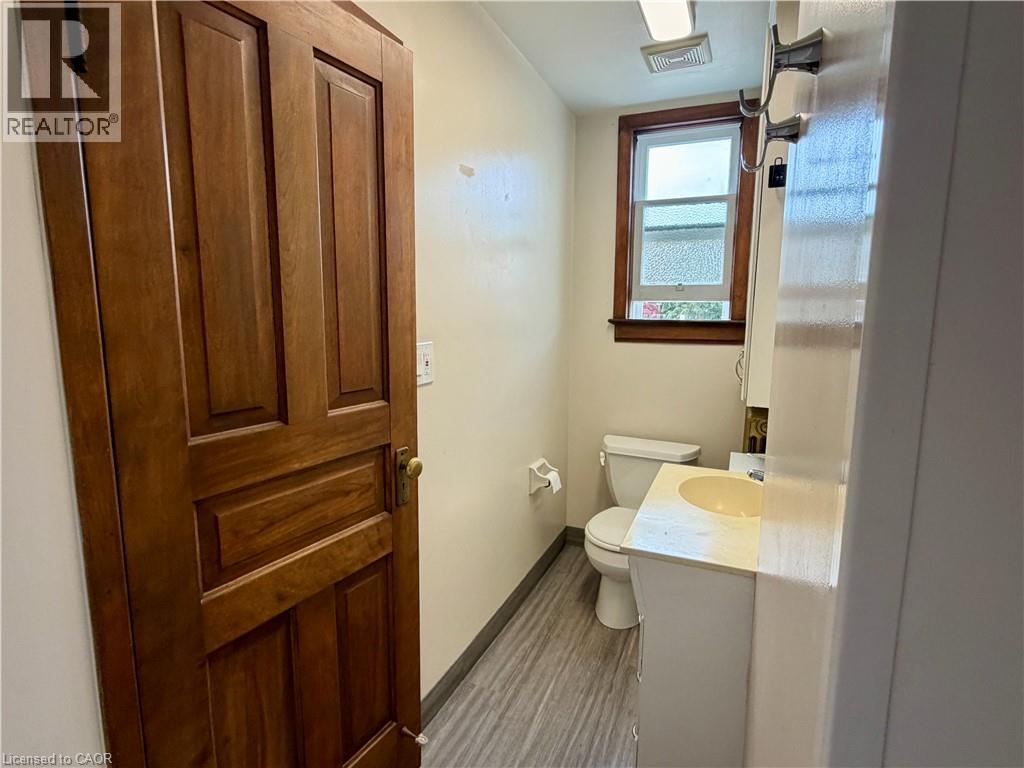 31 N Regina Street Unit# F, Waterloo, Ontario  N2J 2Z9 - Photo 15 - 40855177