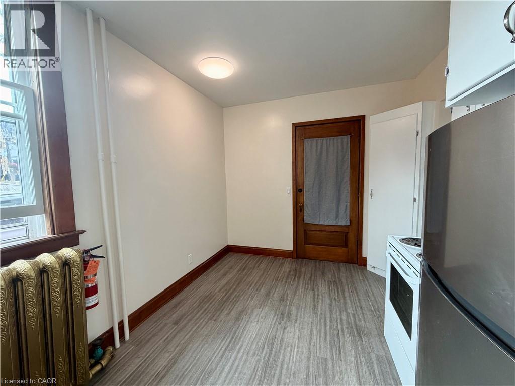 31 N Regina Street Unit# F, Waterloo, Ontario  N2J 2Z9 - Photo 21 - 40855177