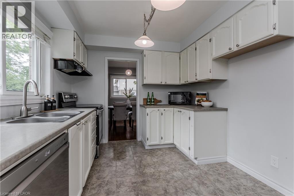 3094 Autumn Hill Crescent, Burlington, Ontario  L7M 1Y6 - Photo 11 - 40854986