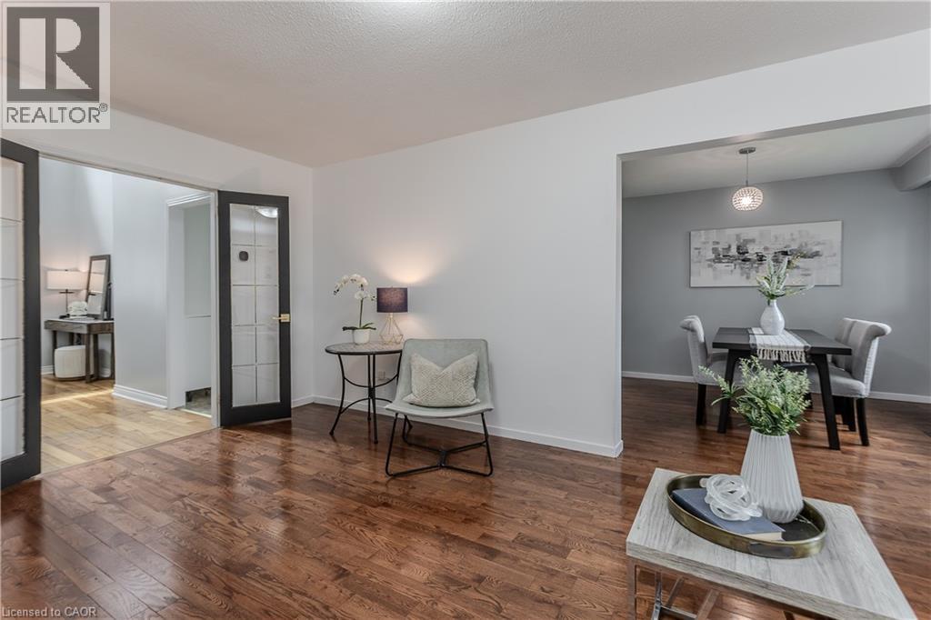 3094 Autumn Hill Crescent, Burlington, Ontario  L7M 1Y6 - Photo 7 - 40854986