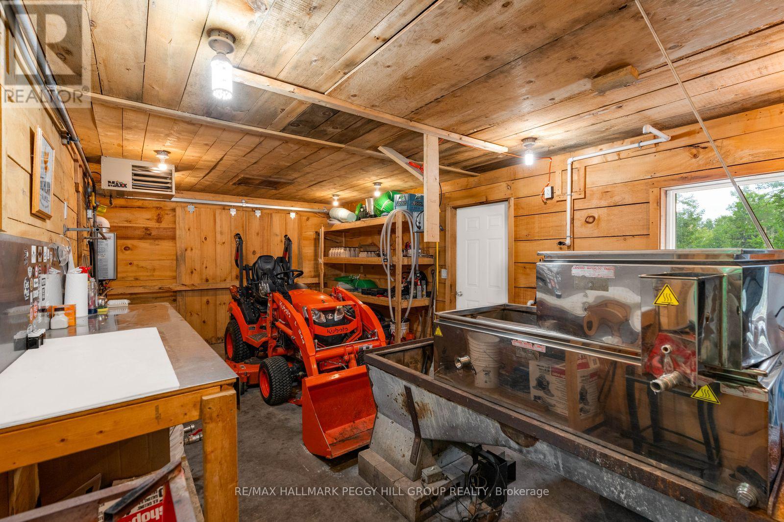 1053 Gill Road, Springwater, Ontario  L9X 1M1 - Photo 20 - S13667598