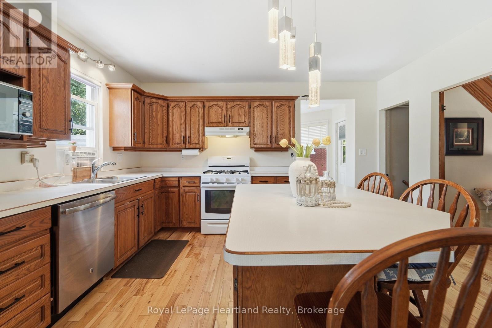 187 Cameron Street, Goderich, Ontario N7A 3K9 - Photo 13 - X13667572