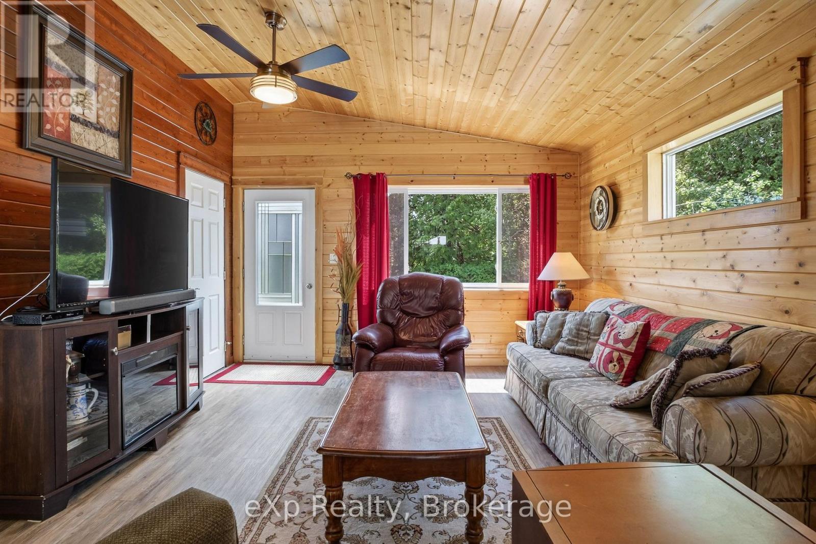 284 Leask Bay Shores Manitowaning Lane W, Assiginack, Ontario P0P 1N0 - Photo 11 - X13667582