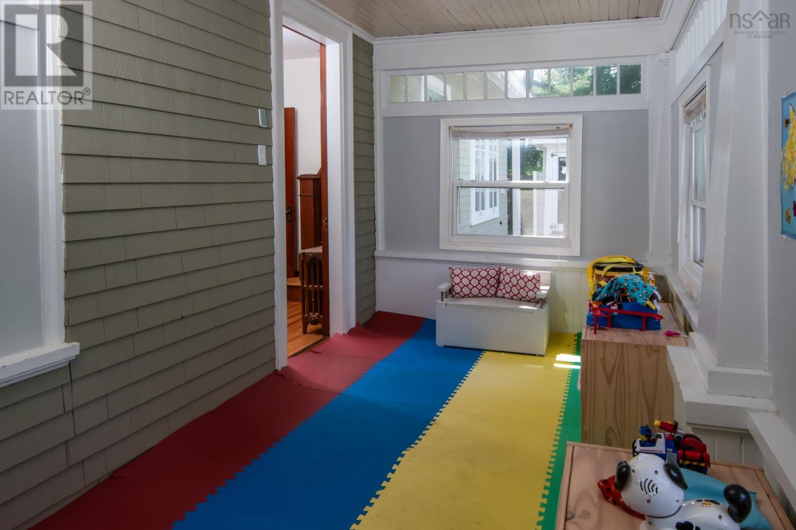 114 Alexandra Avenue, Bridgewater, Nova Scotia  B4V 1H4 - Photo 21 - 202620375