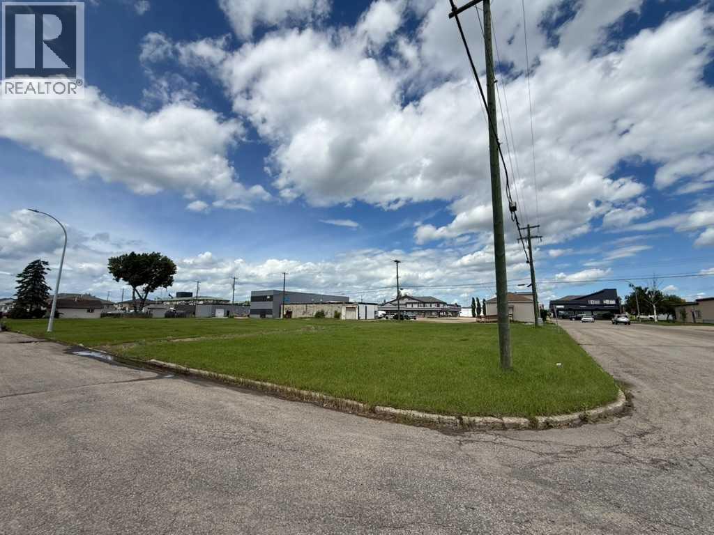 9802-9816 96 Avenue, Grande Prairie, Alberta