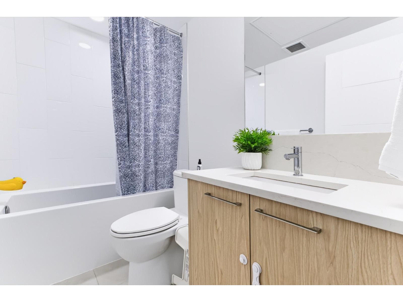 102 3182 Gladwin Road, Abbotsford, British Columbia  V2T 0K8 - Photo 23 - R3154599