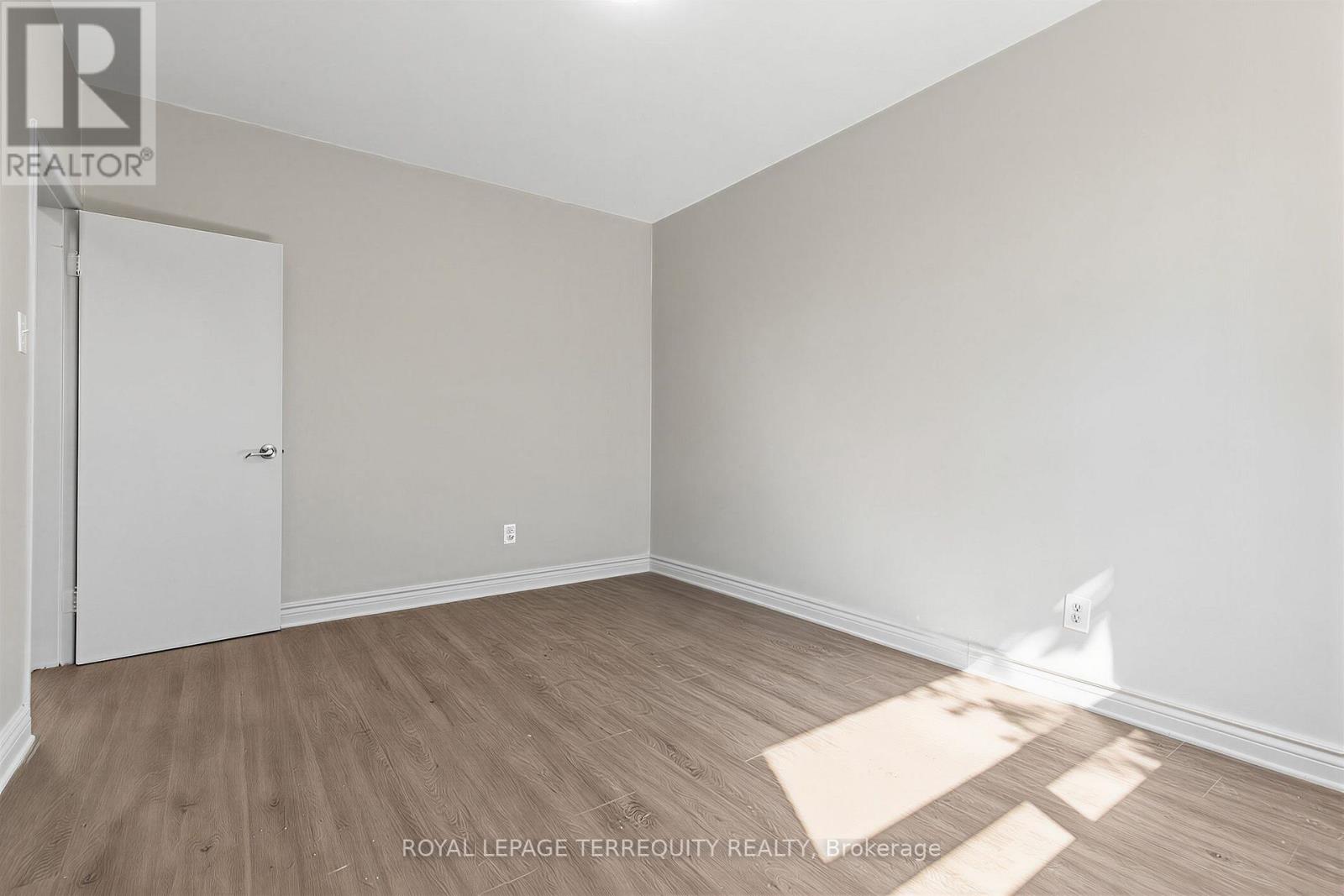 3 - 2550 Keele Street, Toronto, Ontario  M6L 2N8 - Photo 12 - W13504156