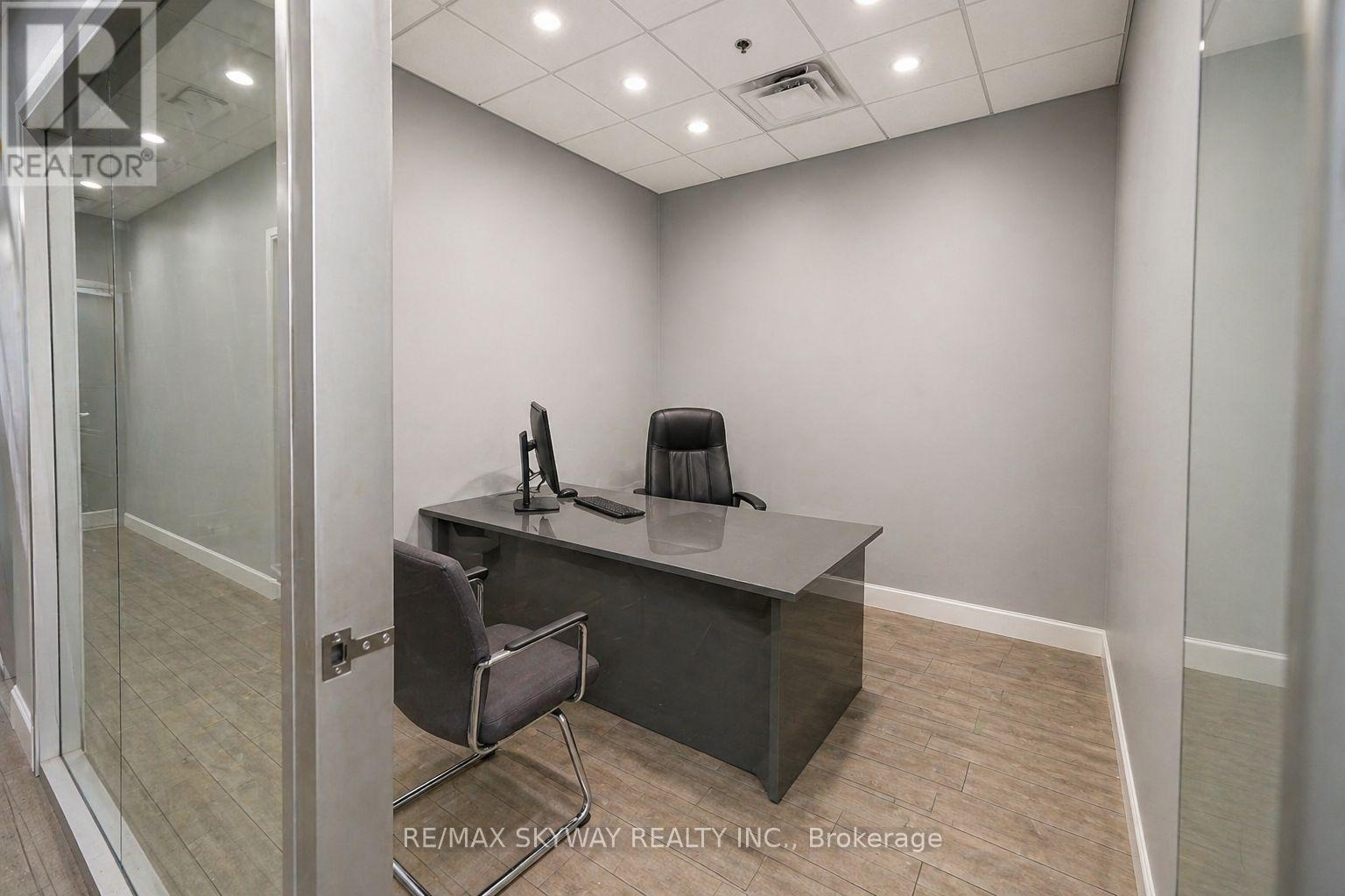 20 - 2070 Steeles Avenue E, Brampton, Ontario  L6T 1A7 - Photo 17 - W13667580
