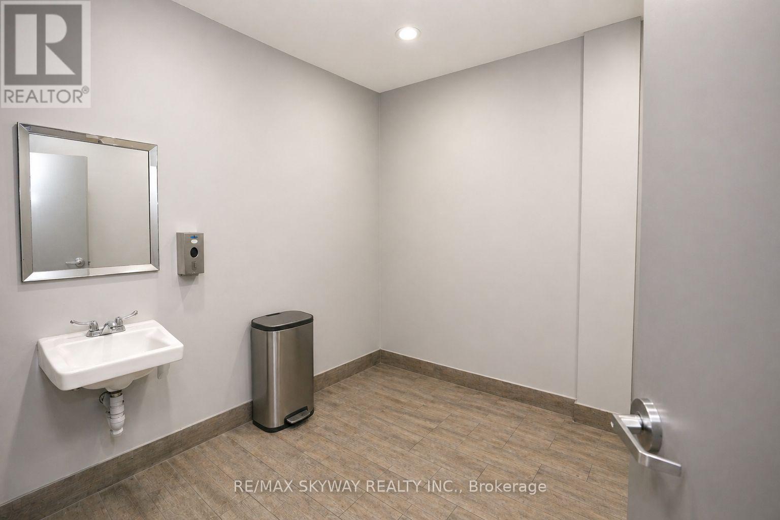 20 - 2070 Steeles Avenue E, Brampton, Ontario  L6T 1A7 - Photo 23 - W13667580