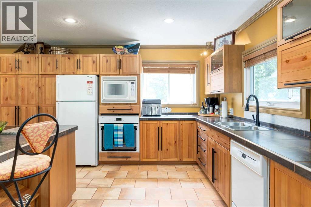 235 5 Street, Drumheller, Alberta  T0J 0Y4 - Photo 13 - A2323935