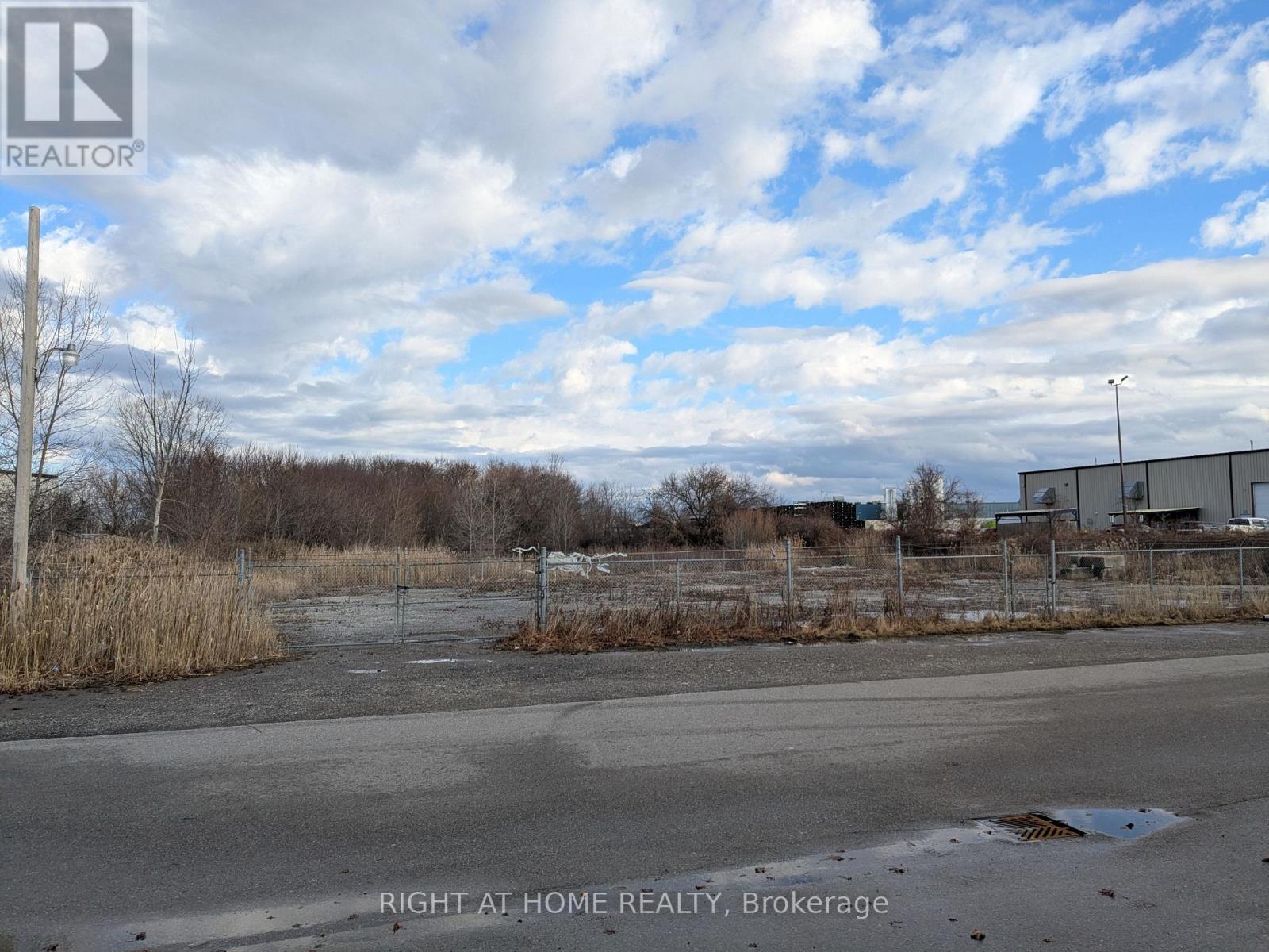 62 Plant Farm Boulevard, Brantford, Ontario N3S 7W3 - Photo 27 - X13664530