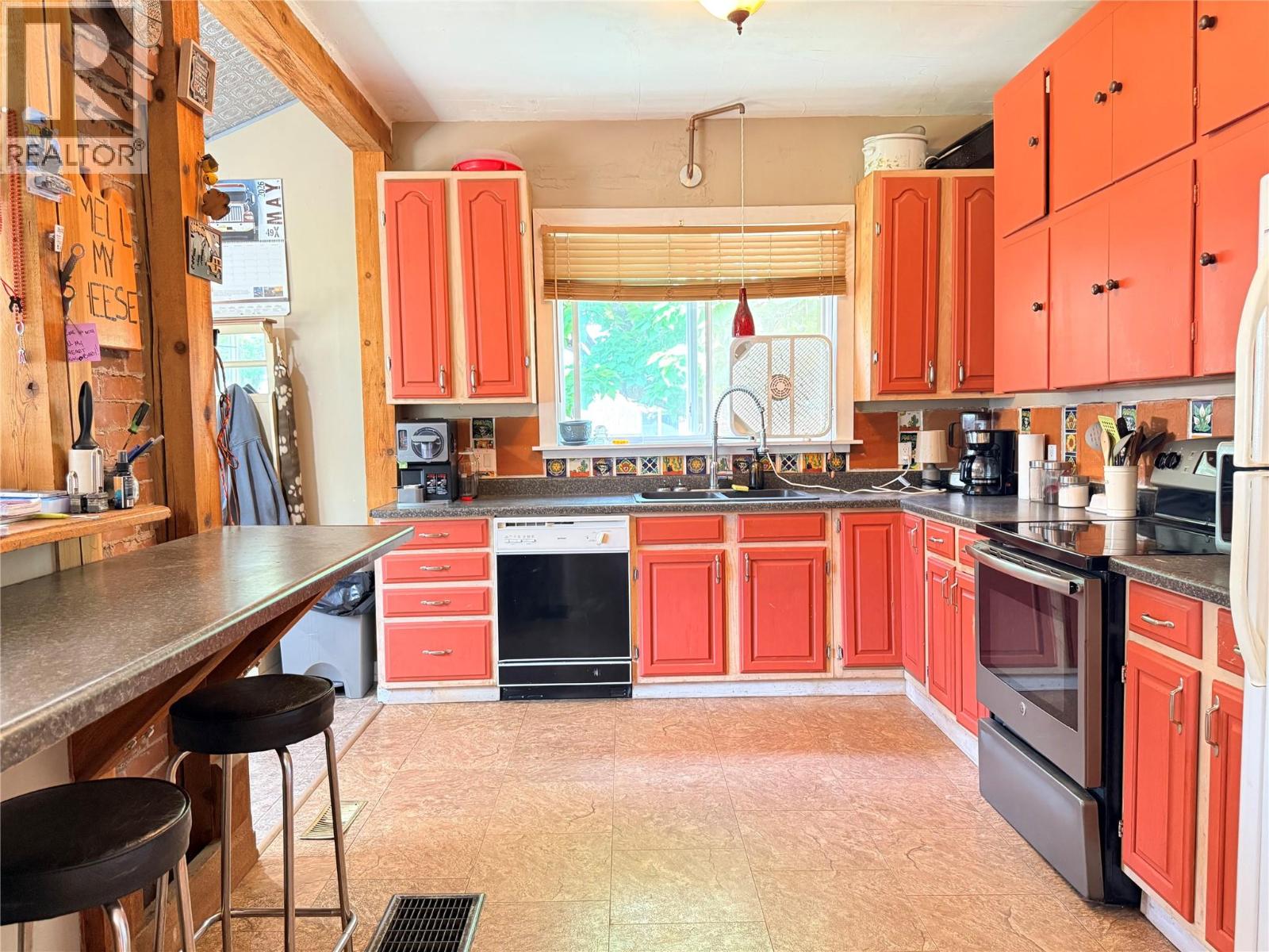 7727 Riverside Drive, Grand Forks, British Columbia  V0H 1H0 - Photo 11 - 10394350