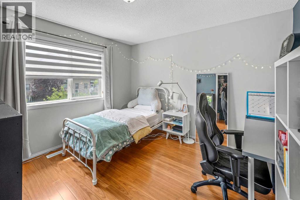 43 Cougar Ridge Bay SW, Calgary, Alberta  T3H 5C4 - Photo 15 - A2335162