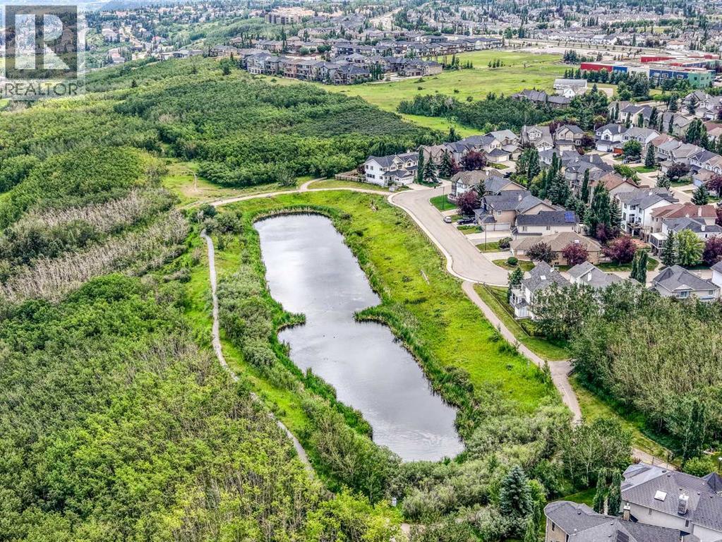 43 Cougar Ridge Bay SW, Calgary, Alberta  T3H 5C4 - Photo 30 - A2335162
