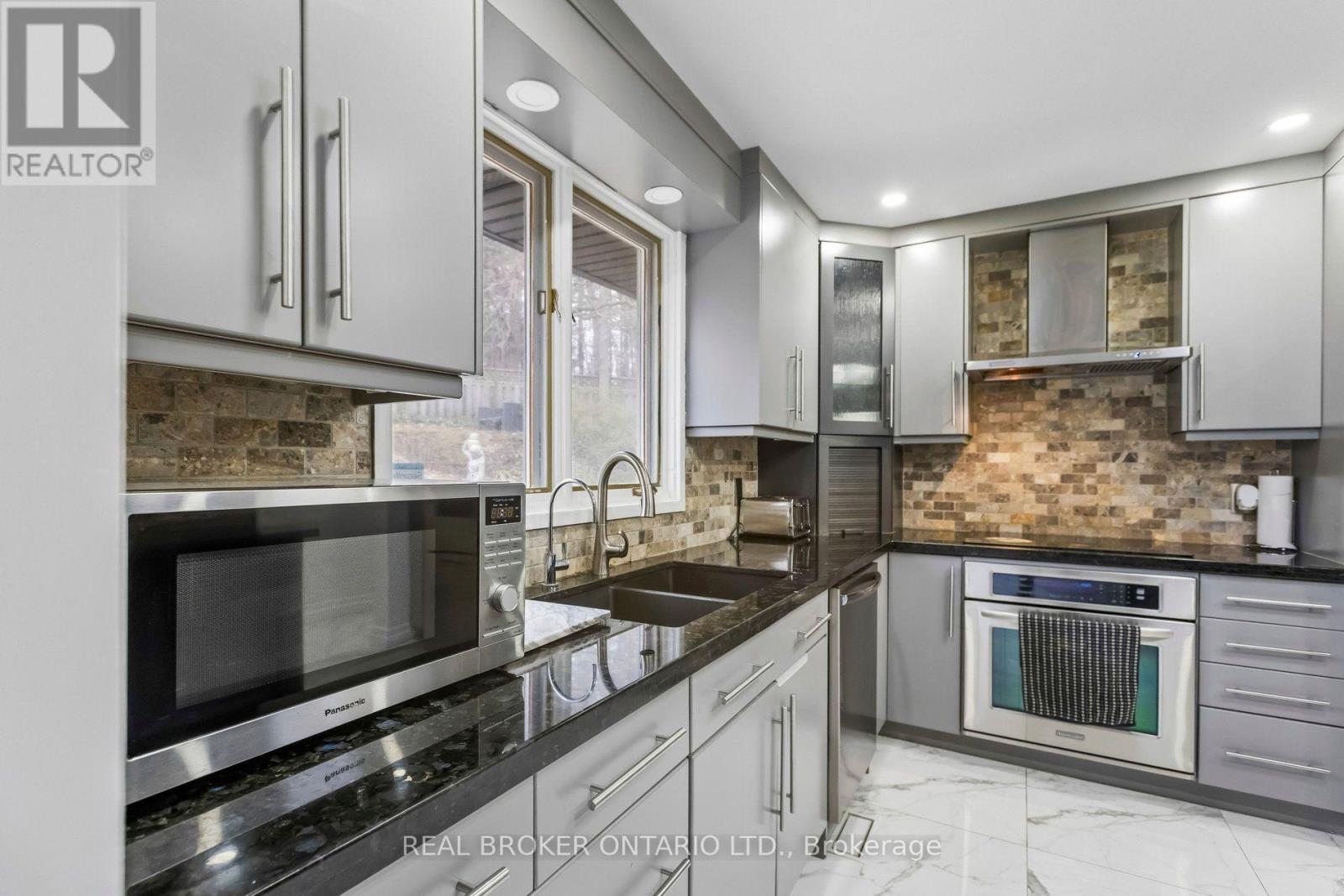 3 Chicopee Terrace, Kitchener, Ontario  N2A 1T2 - Photo 21 - X13667556