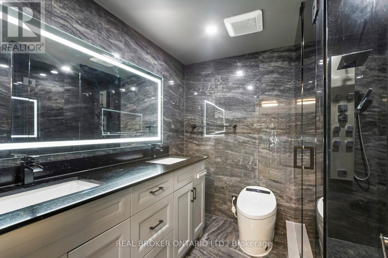 3 Chicopee Terrace, Kitchener, Ontario  N2A 1T2 - Photo 29 - X13667556