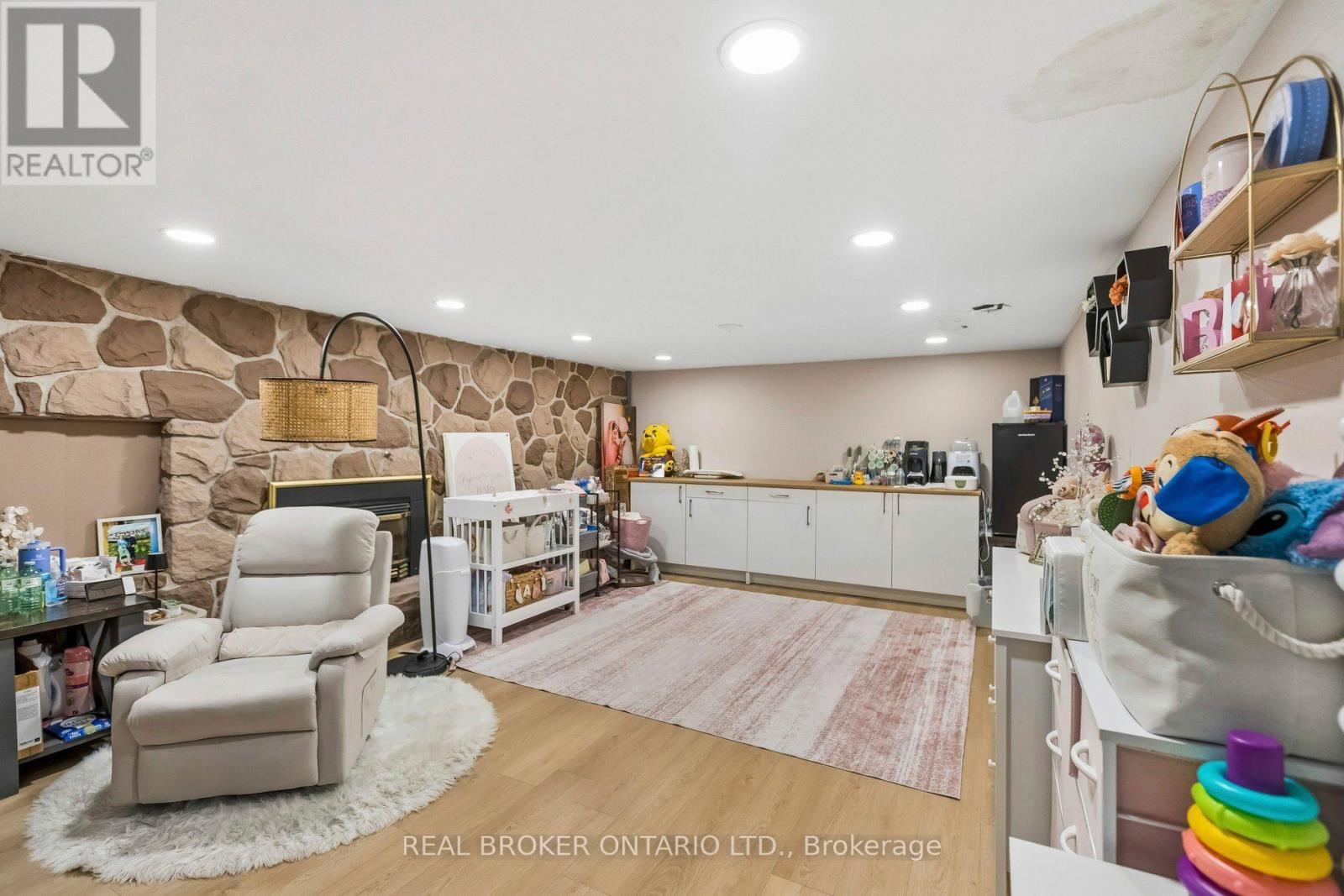 3 Chicopee Terrace, Kitchener, Ontario  N2A 1T2 - Photo 35 - X13667556