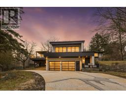 3 CHICOPEE TERRACE, Kitchener, Ontario
