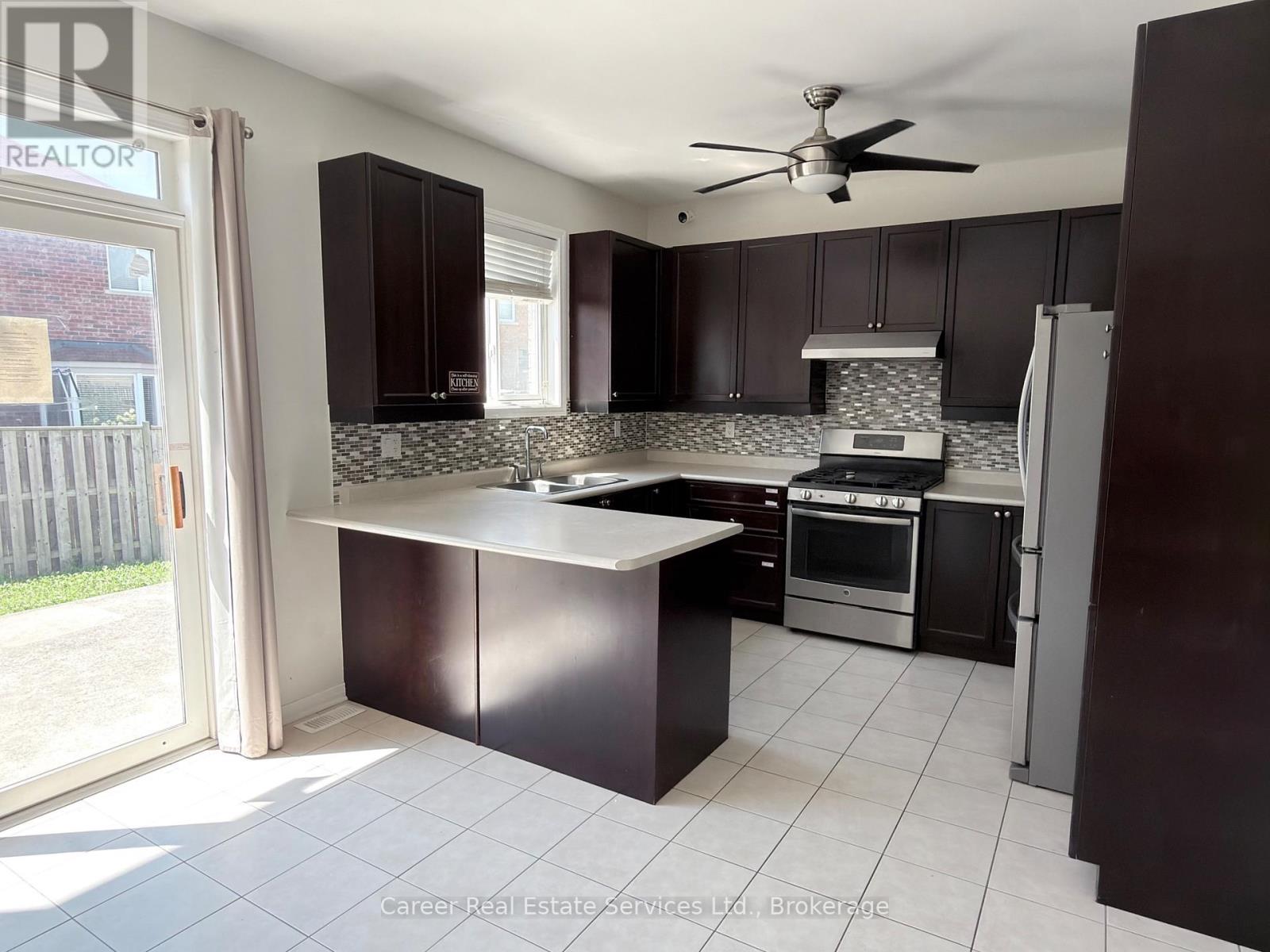 12 Cragg Crescent, Ajax, Ontario  L1T 0E4 - Photo 8 - E13666598