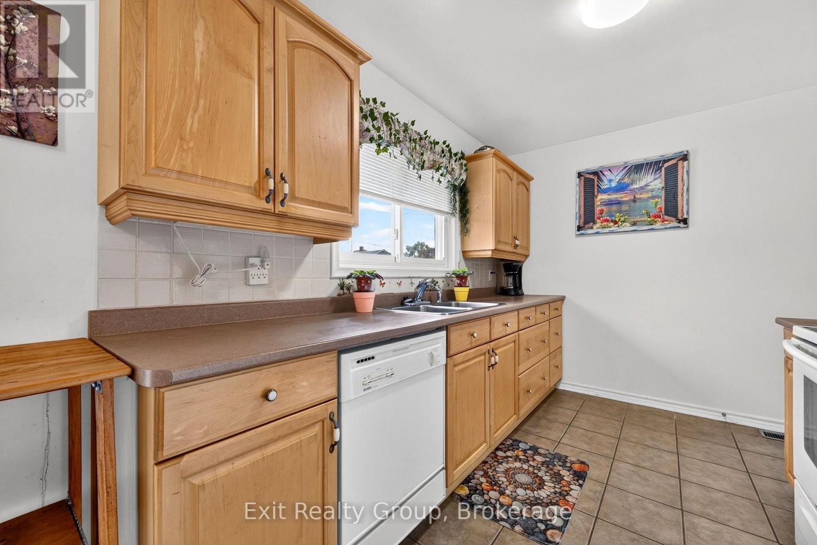 41 Second Avenue, Quinte West, Ontario  K8V 5M5 - Photo 16 - X13665684