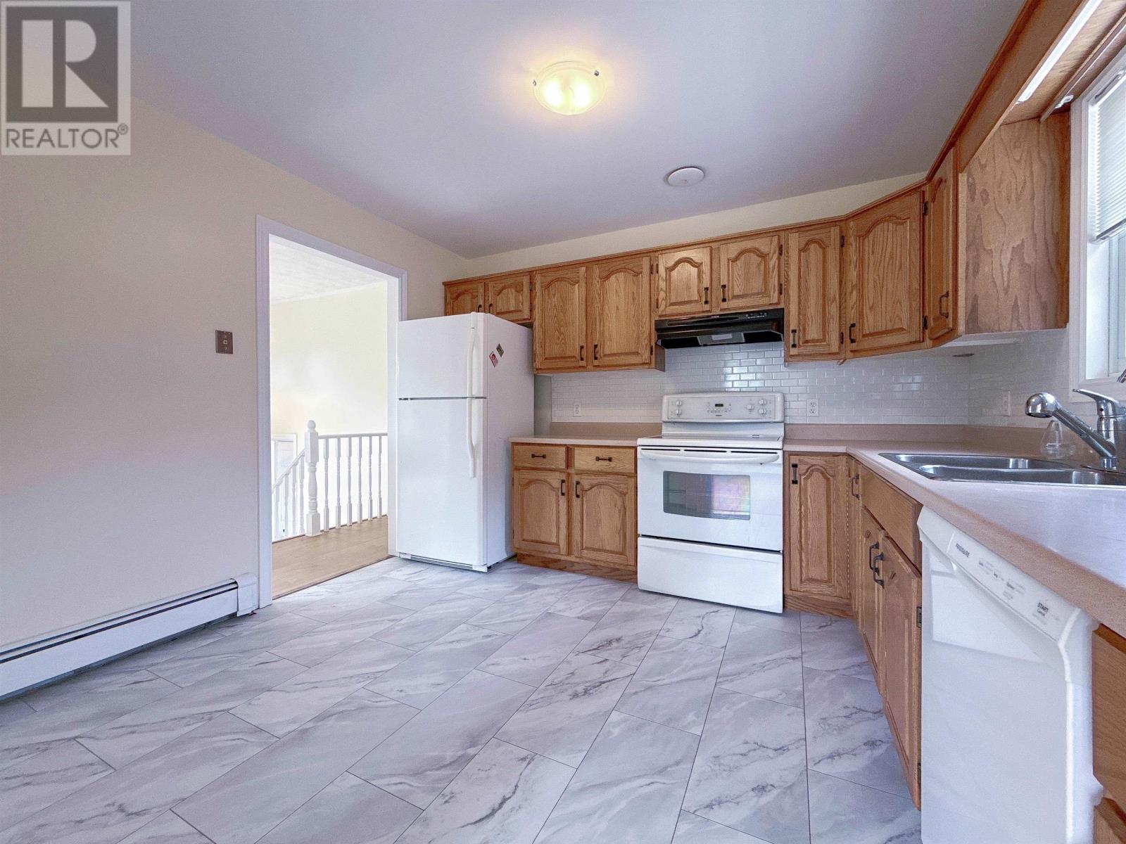 4 Abbey Drive, Charlottetown, Prince Edward Island  C1A 8A3 - Photo 11 - 202620360