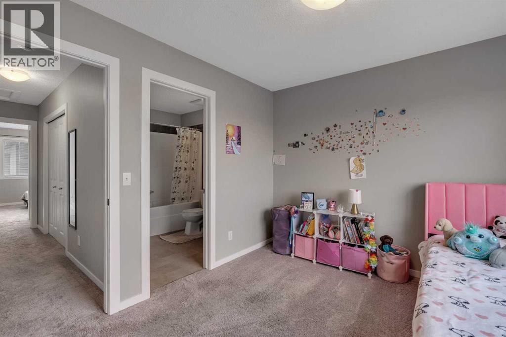 34 New Brighton Point SE, Calgary, Alberta  T2Z 1B6 - Photo 25 - A2292152