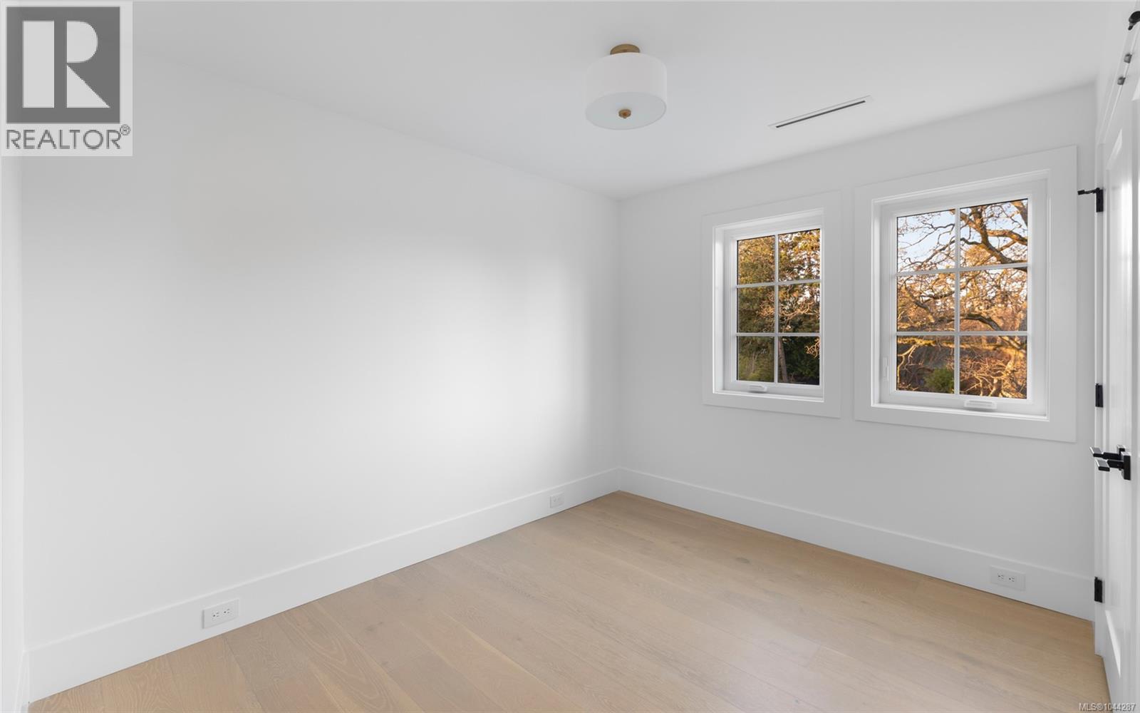 A 786 St. Patrick St, Oak Bay, British Columbia  V8S 4X5 - Photo 12 - 1044287
