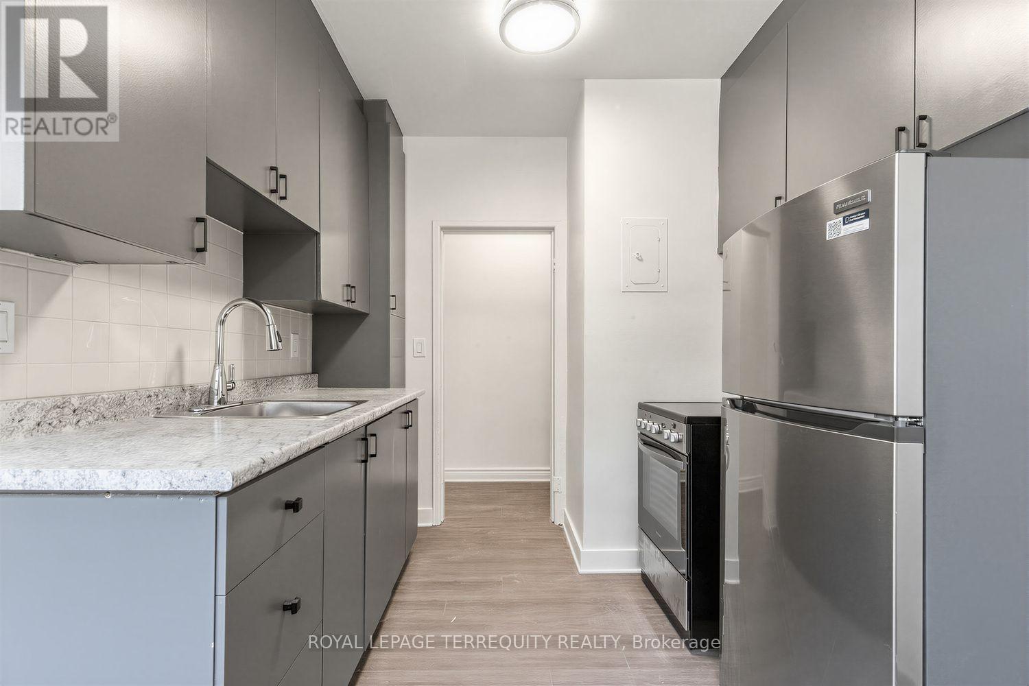 1 - 2550 Keele Street, Toronto, Ontario  M6L 2N8 - Photo 2 - W13504130