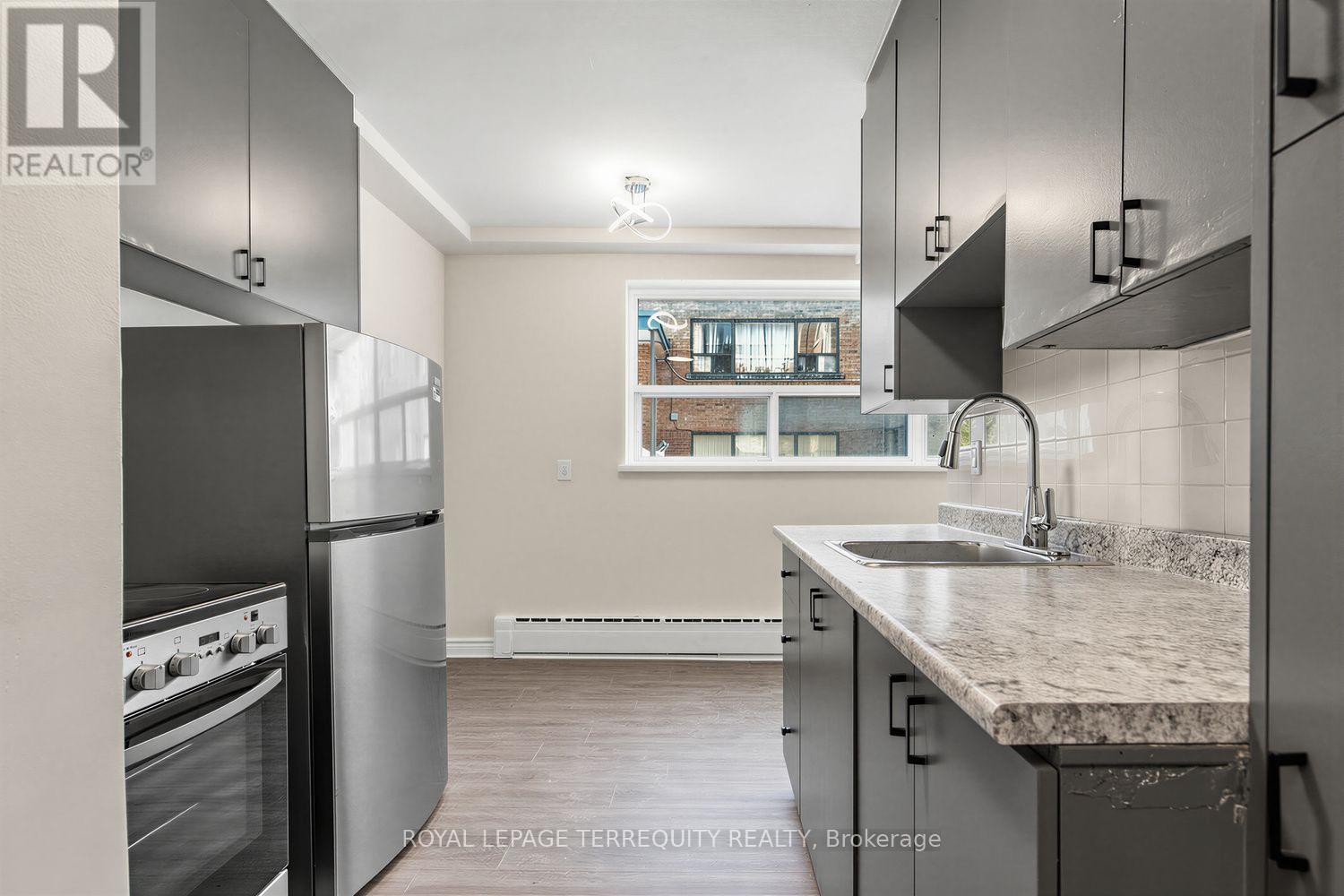 1 - 2550 Keele Street, Toronto, Ontario  M6L 2N8 - Photo 3 - W13504130