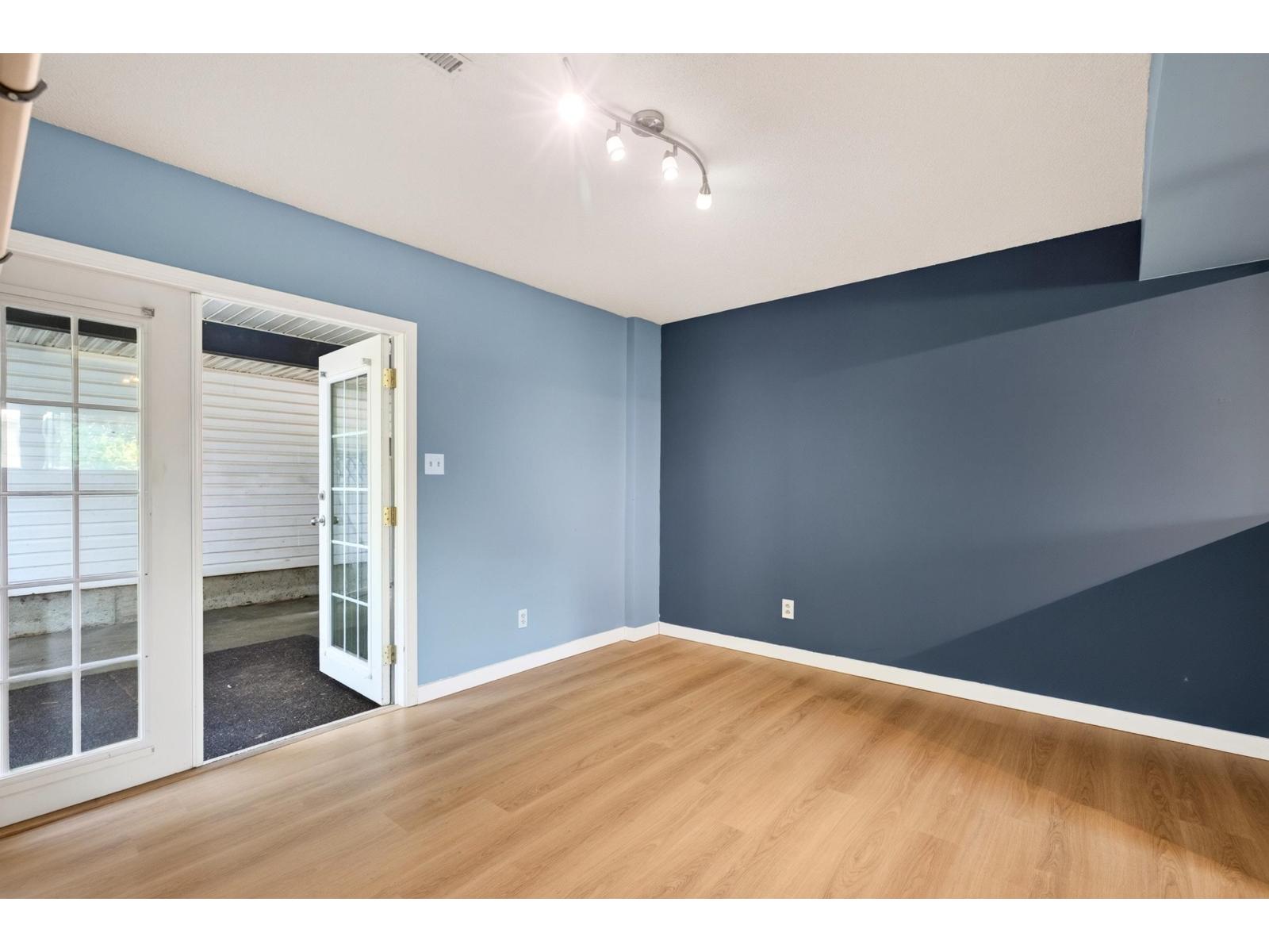 33383 Whidden Avenue, Mission, British Columbia  V2V 4Z6 - Photo 33 - R3154584