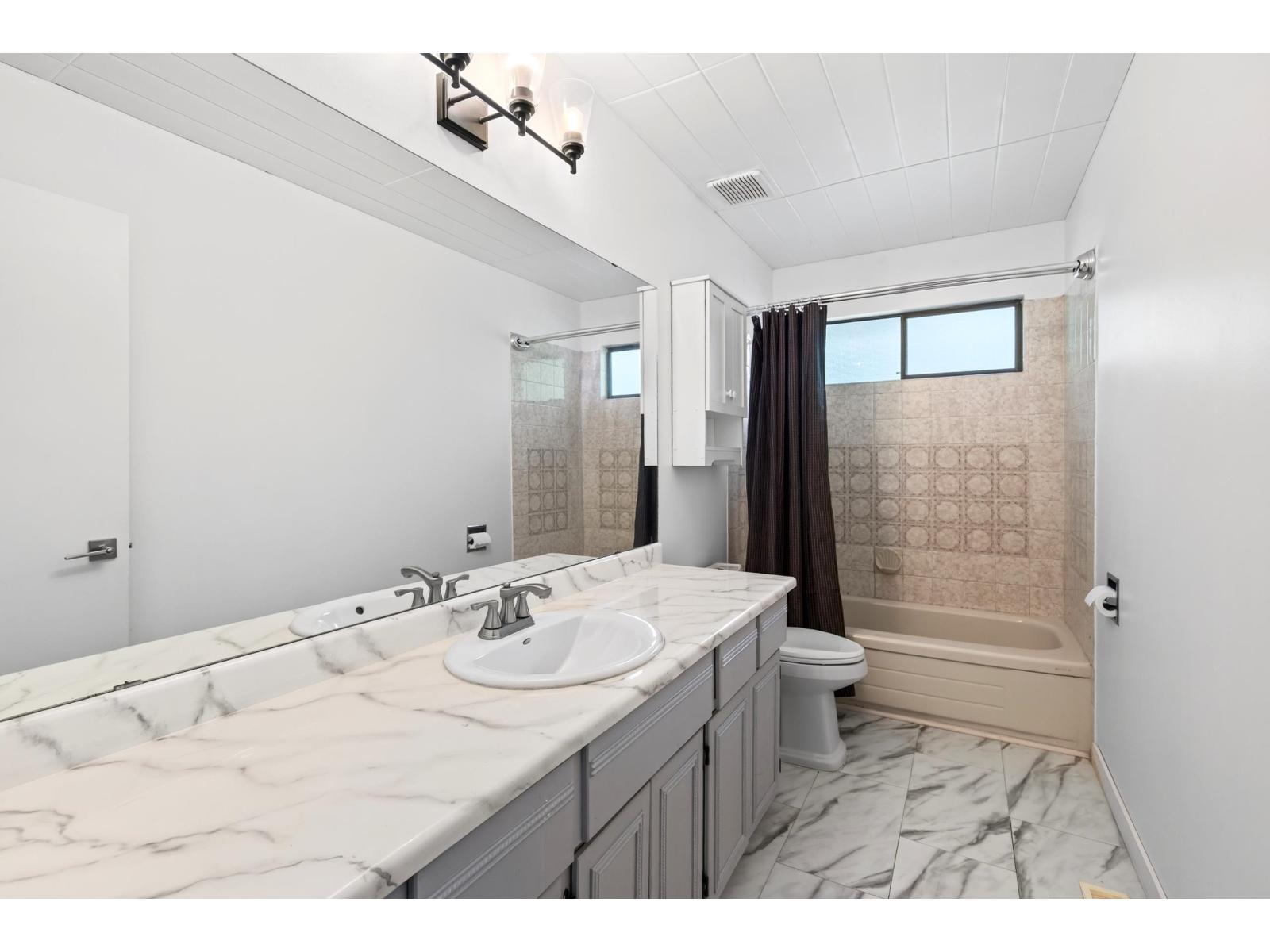 33383 Whidden Avenue, Mission, British Columbia  V2V 4Z6 - Photo 19 - R3154584