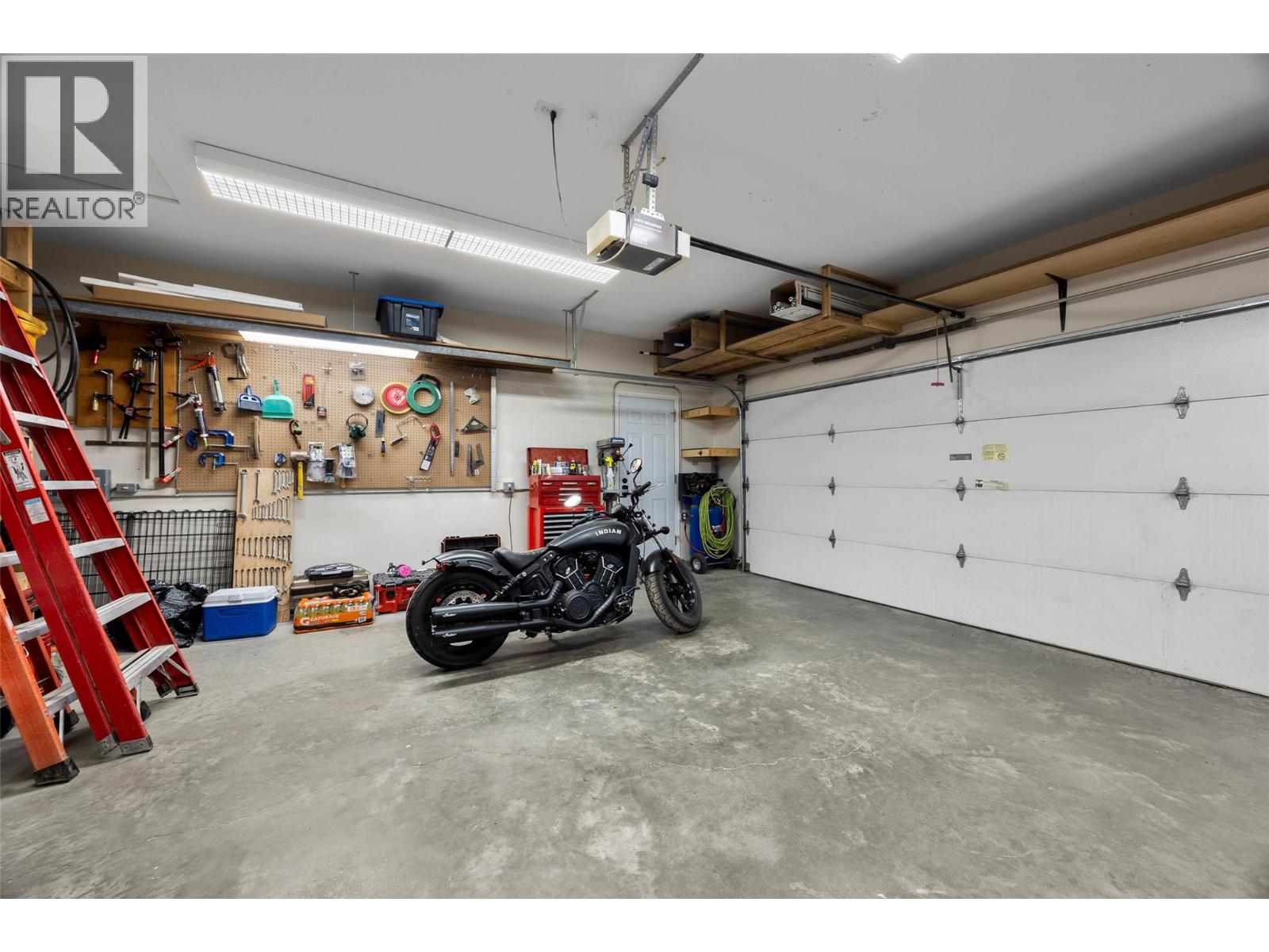 895a Georgeann Road, Kamloops, British Columbia  V2B 6H9 - Photo 38 - 10397392
