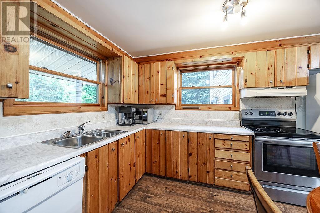 33 Northwoods Dr, Batchawana Bay, Ontario  P0S 1A0 - Photo 15 - SM261925